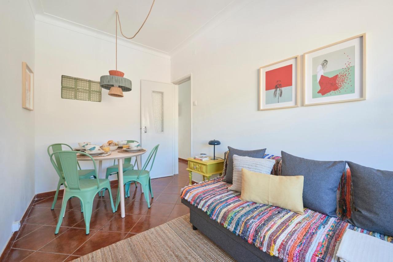 Central & Sunny 2Br Apt Near Beach, By Timecooler Setúbal Kültér fotó
