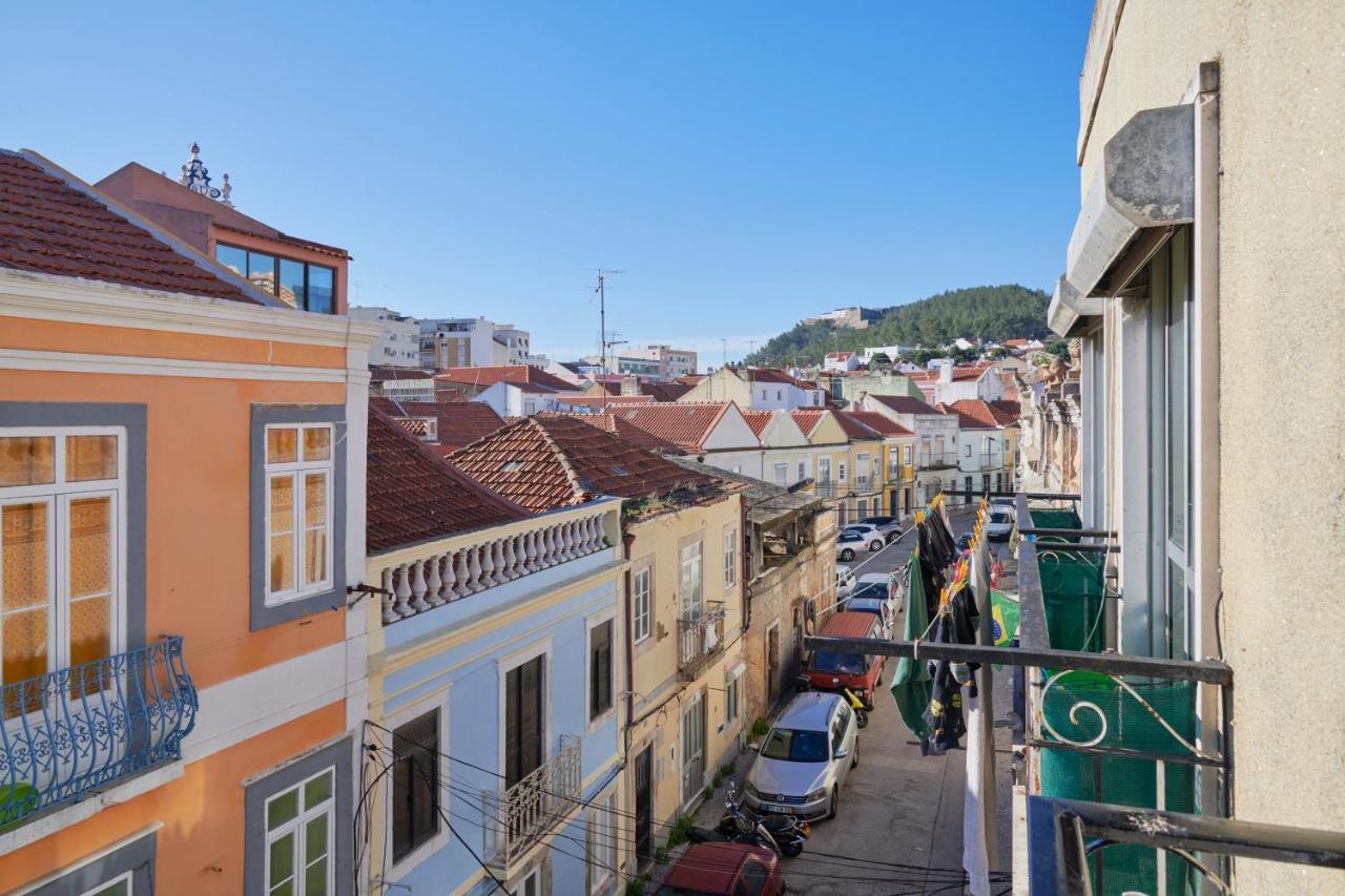 Central & Sunny 2Br Apt Near Beach, By Timecooler Setúbal Kültér fotó
